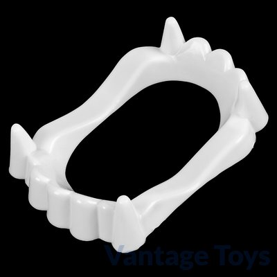 Scary Vampire Teeth